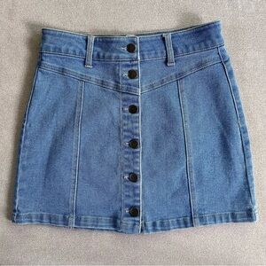 RSQ Denim Skirt. Size 7/28.